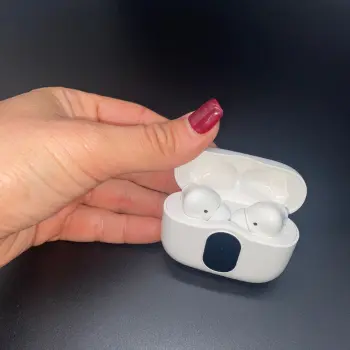 BeatBuds X1 user Emily C.